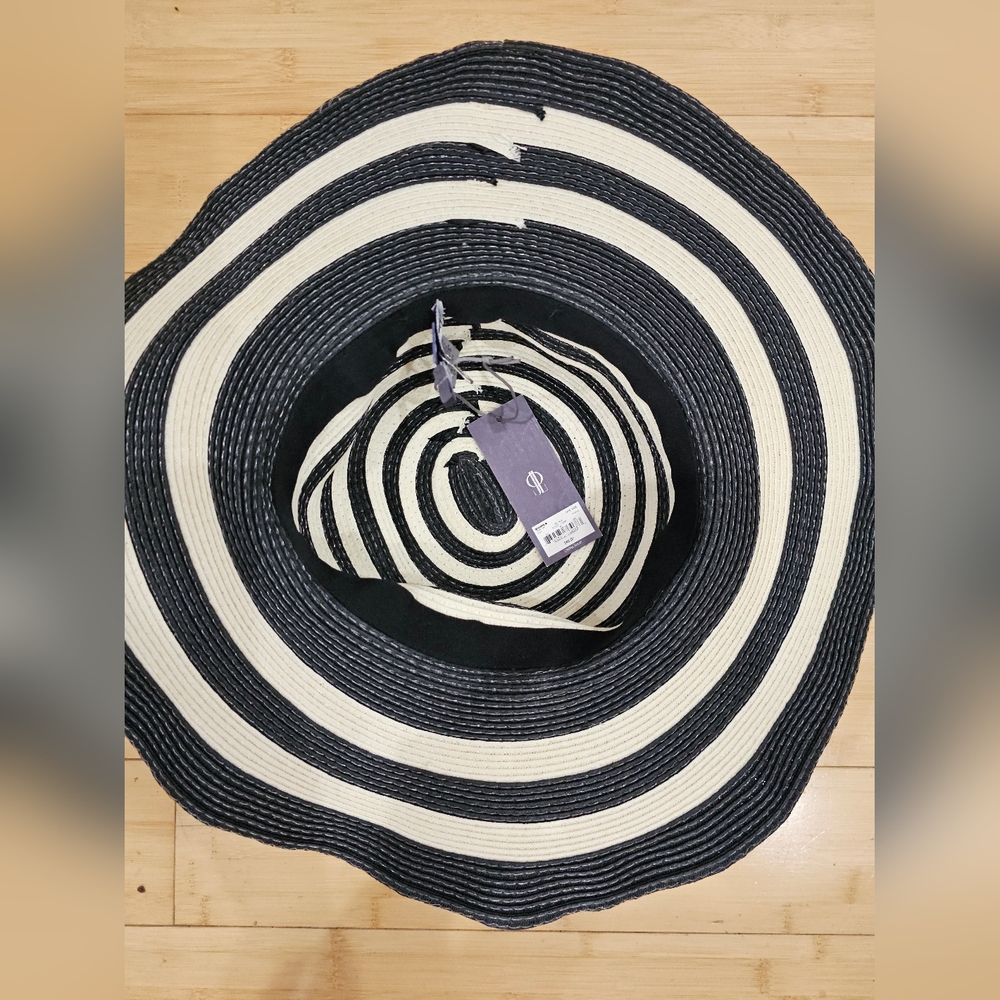 Jennifer Lopez JLO Black & Cream Straw Wide Brim Sun Hat NWT - Picture 7 of 8
